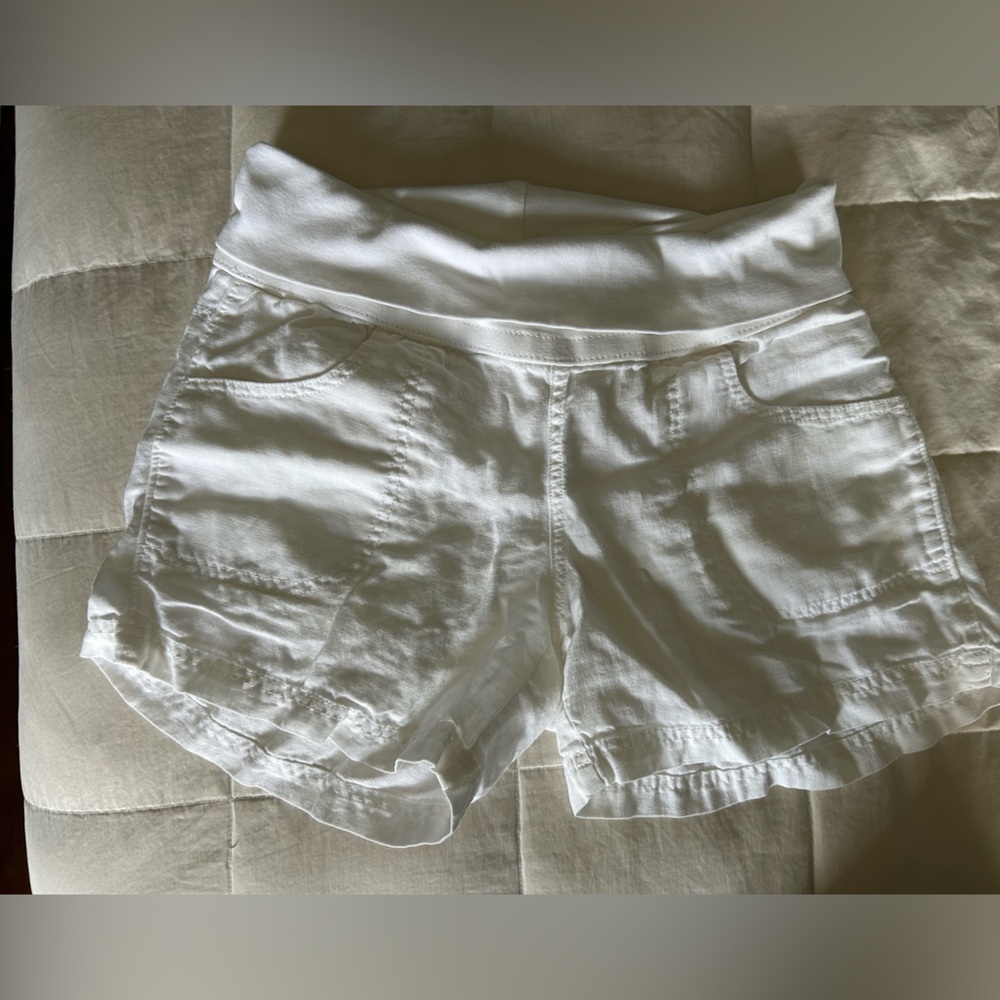 Athleta White linen shorts